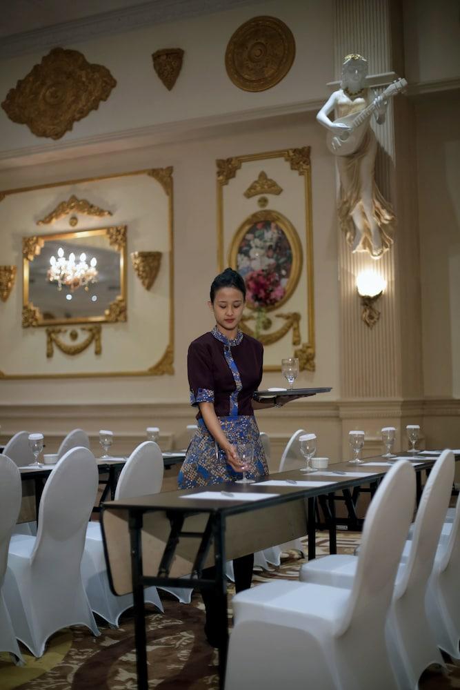Aston Banyuwangi Hotel And Conference Center Ngoại thất bức ảnh